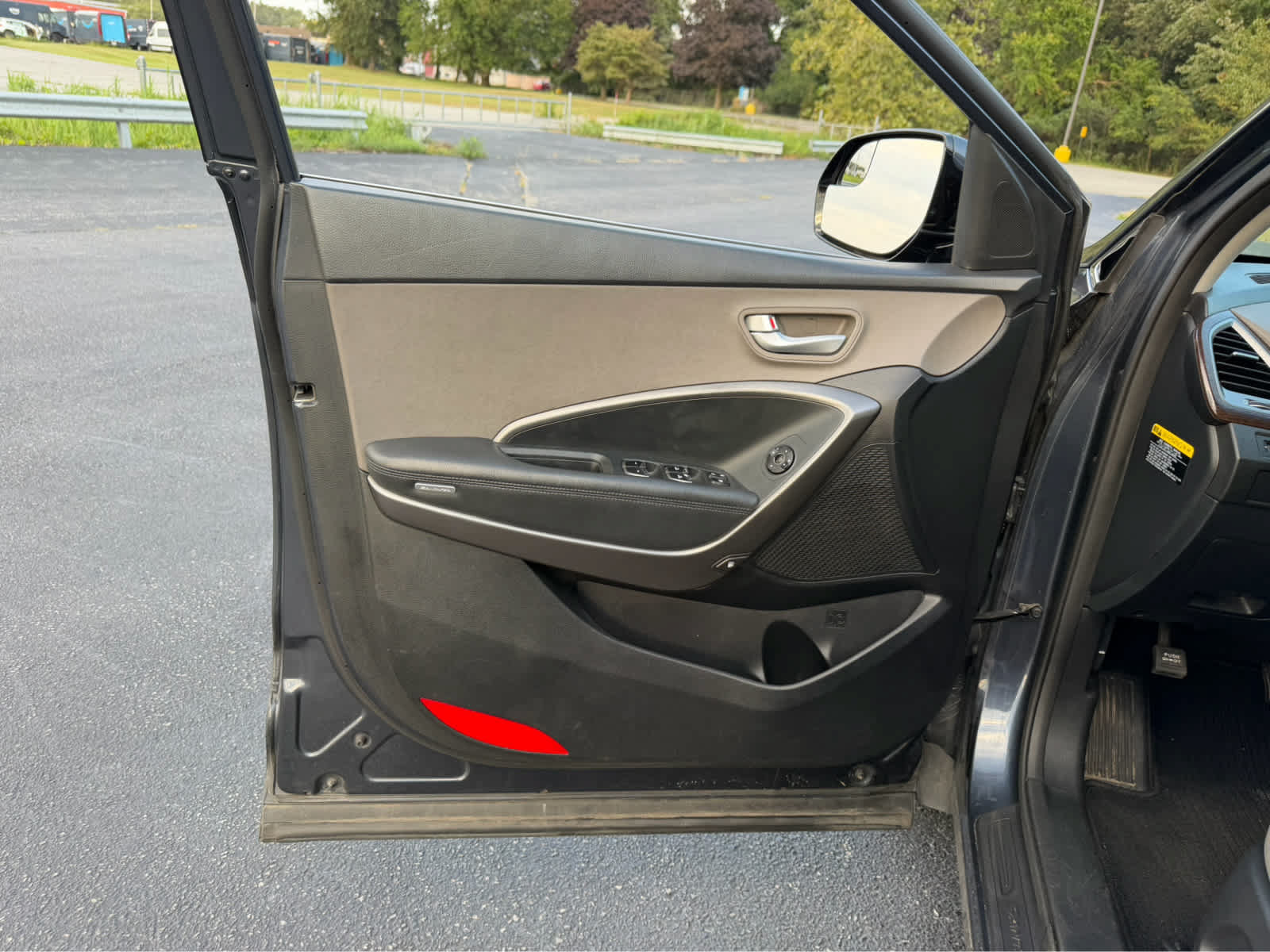 Used 2017 Hyundai Santa Fe SE w/ Cargo Package FWD image 20