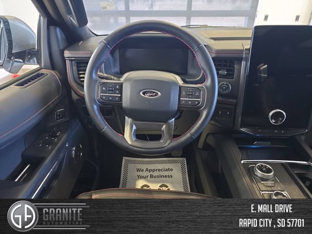 Used 2024 Ford Expedition Limited AWD/4WD image 14
