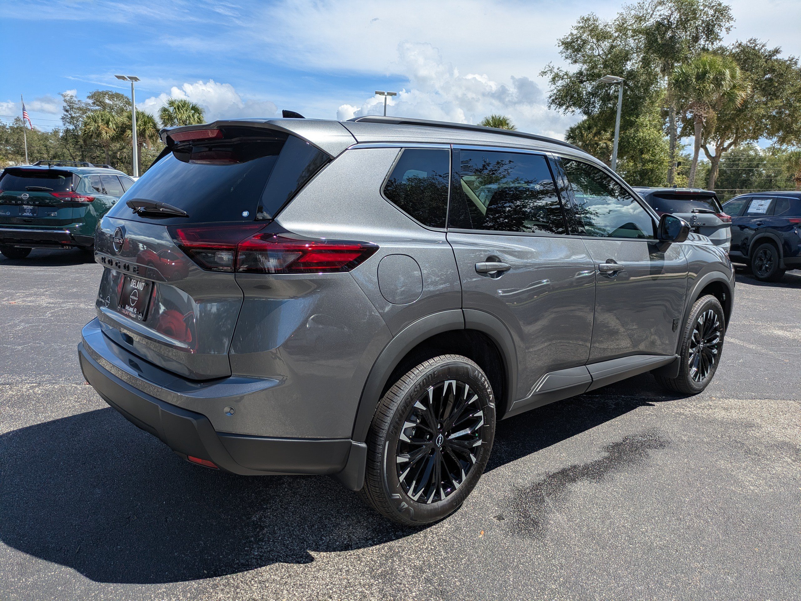 New 2026 Nissan Rogue Dark Armor FWD image 4