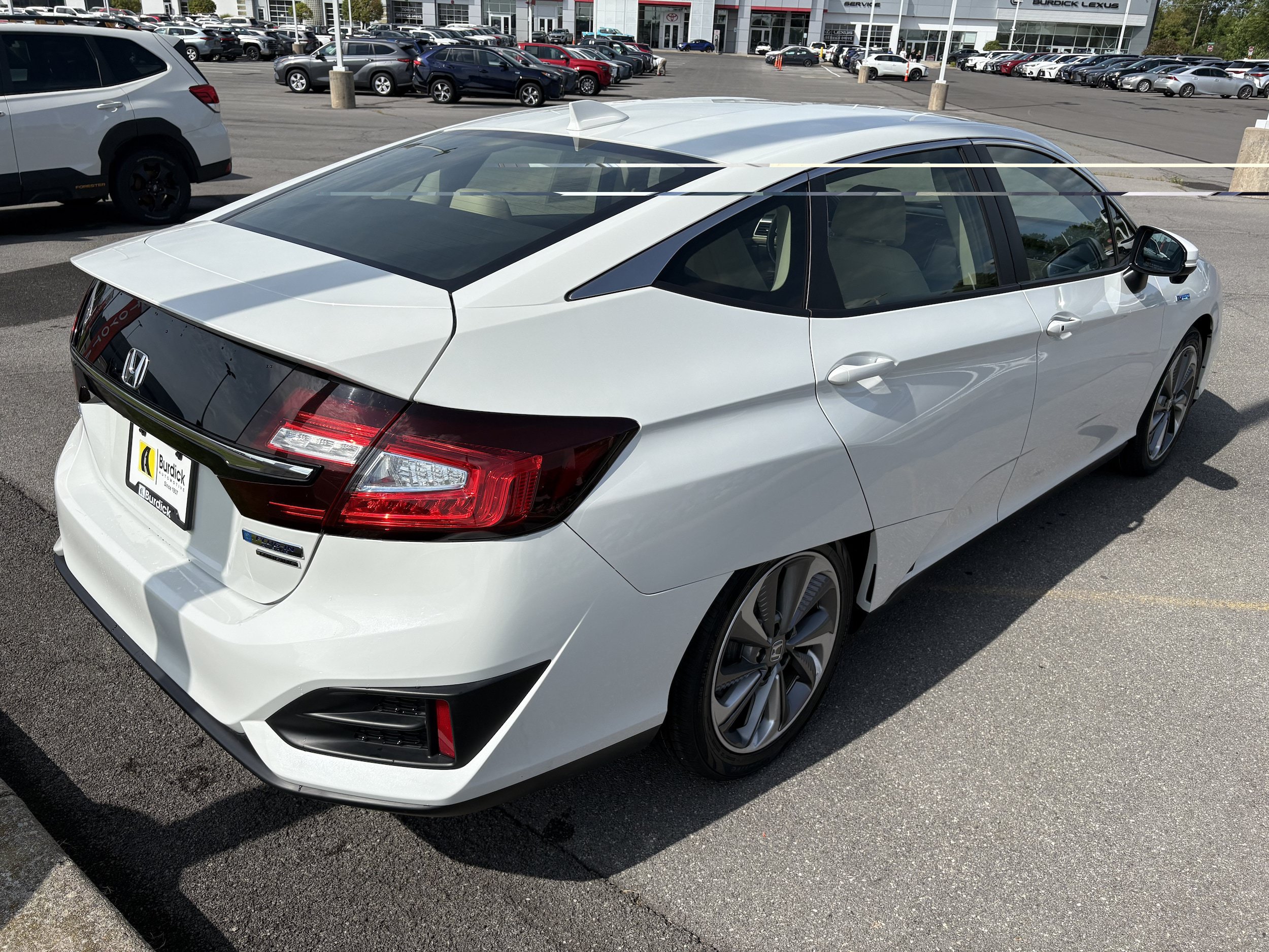Used 2019 Honda Clarity Touring image 5