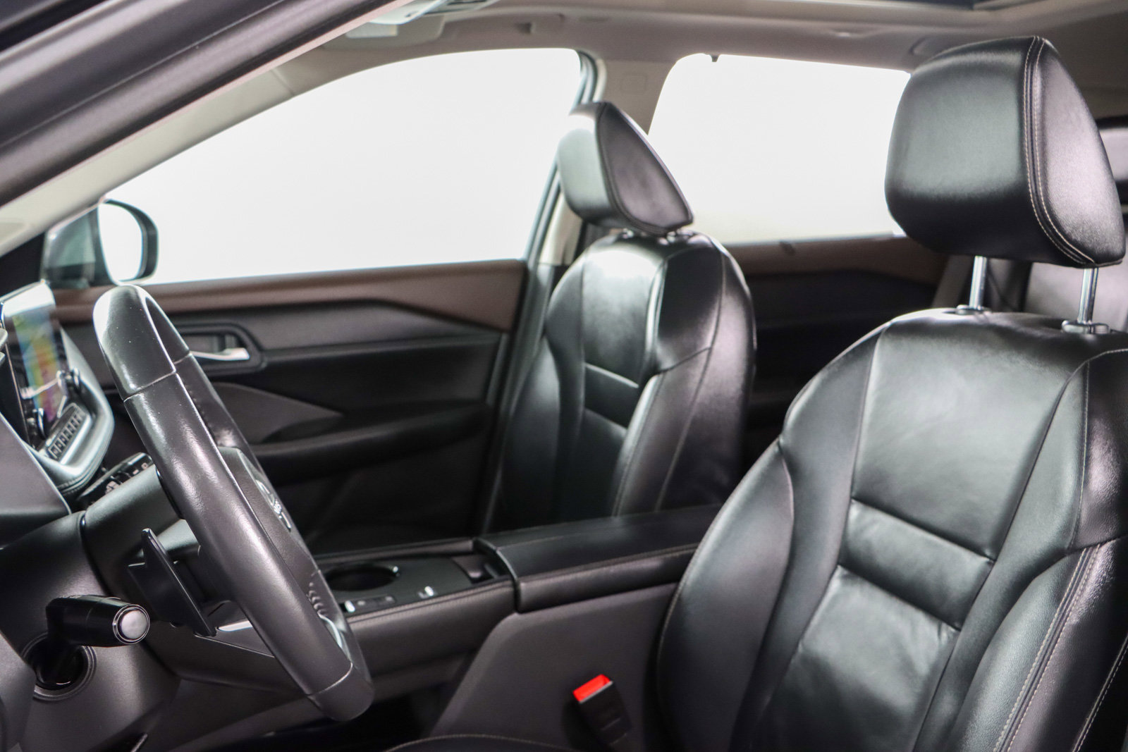 Used 2023 Nissan Rogue SL w/ SL Premium Package image 24