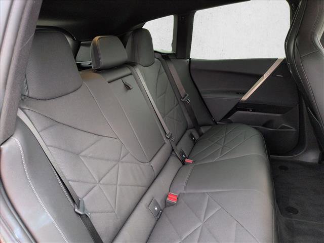 Used 2024 BMW iX xDrive50 w/ Premium Package AWD/4WD image 21
