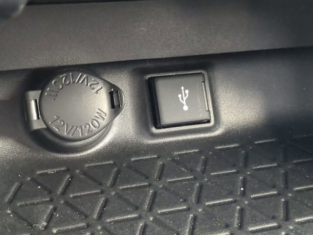 Certified 2022 Toyota RAV4 XLE w/ Convenience Package image 22