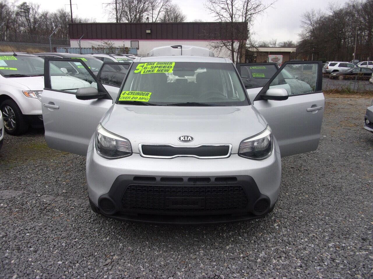 Used 2015 Kia Soul Base 4dr Crossover 6M image 7