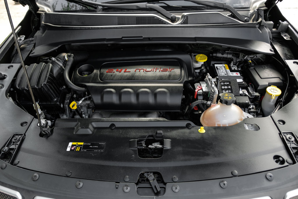 Used 2022 Jeep Compass Latitude AWD/4WD image 7