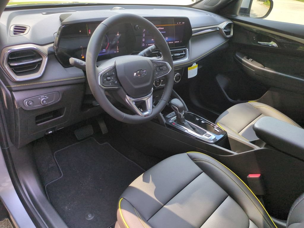 New 2026 Chevrolet TrailBlazer ACTIV w/ Convenience Package FWD image 17