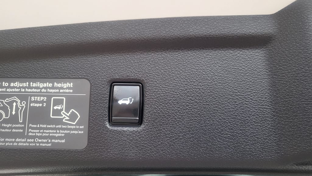 Used 2022 INFINITI QX50 Pure FWD image 13
