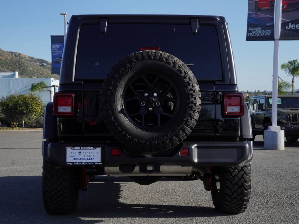 Used 2024 Jeep Wrangler Willys image 5