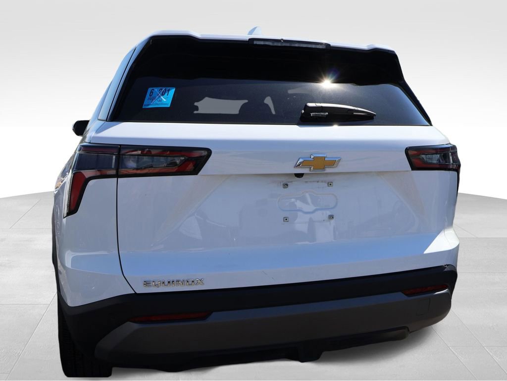 Used 2025 Chevrolet Equinox LT image 7