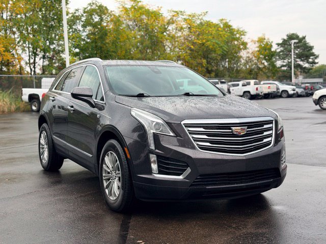 Used 2017 Cadillac XT5 Luxury w/ Driver Awareness Package AWD/4WD image 4