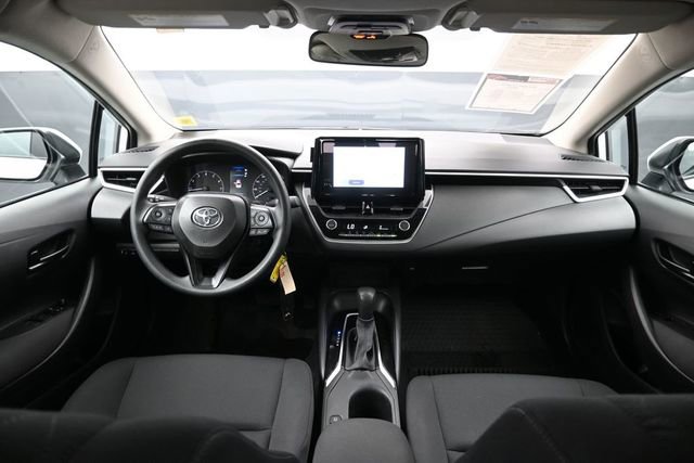 Used 2025 Toyota Corolla LE FWD image 23