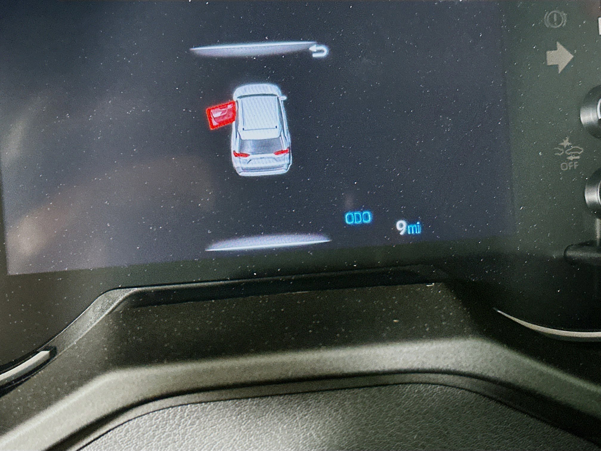 Used 2025 Toyota RAV4 LE image 18