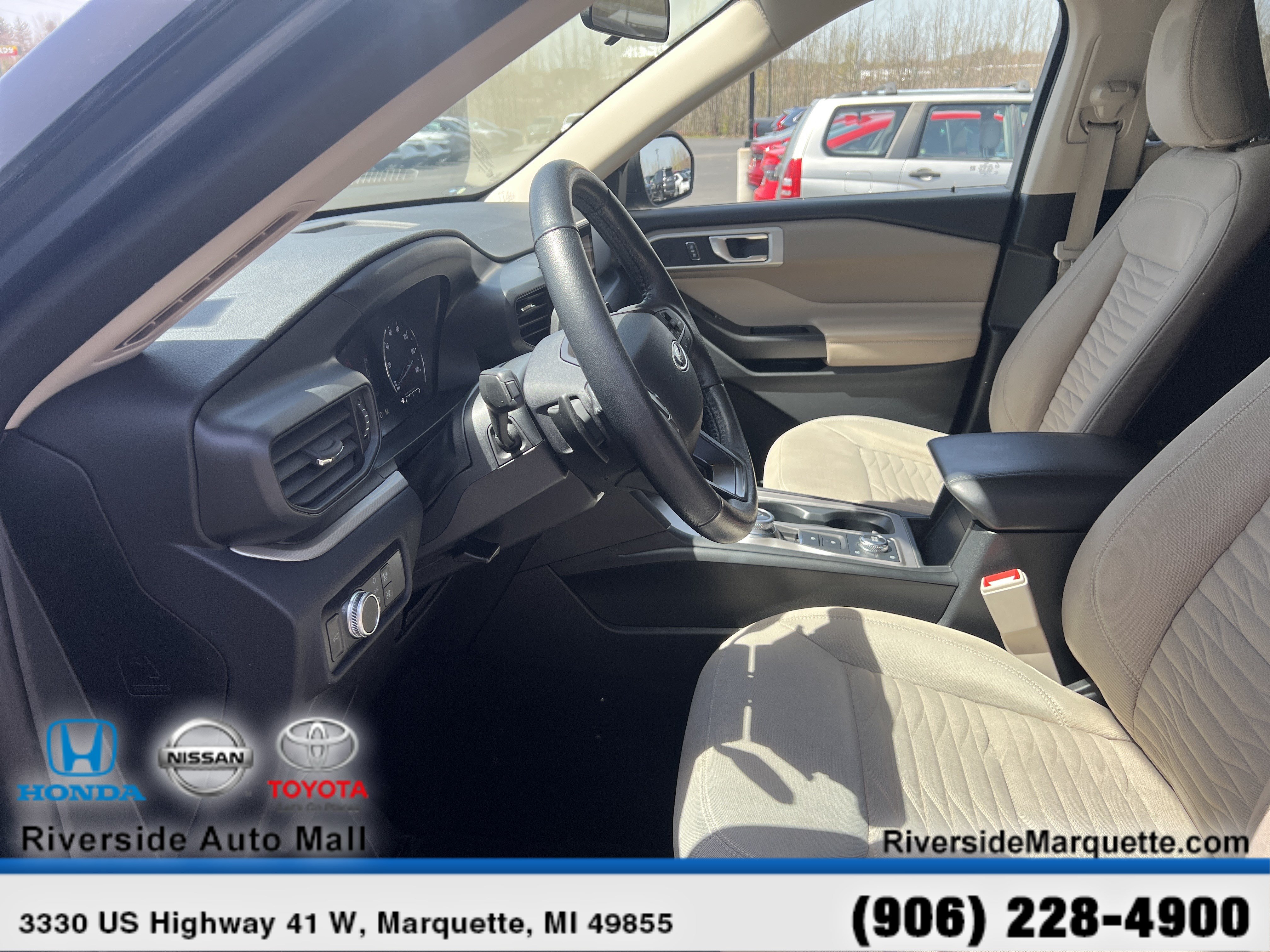 Used 2020 Ford Explorer XLT w/ Class III Trailer Tow Package AWD/4WD image 15