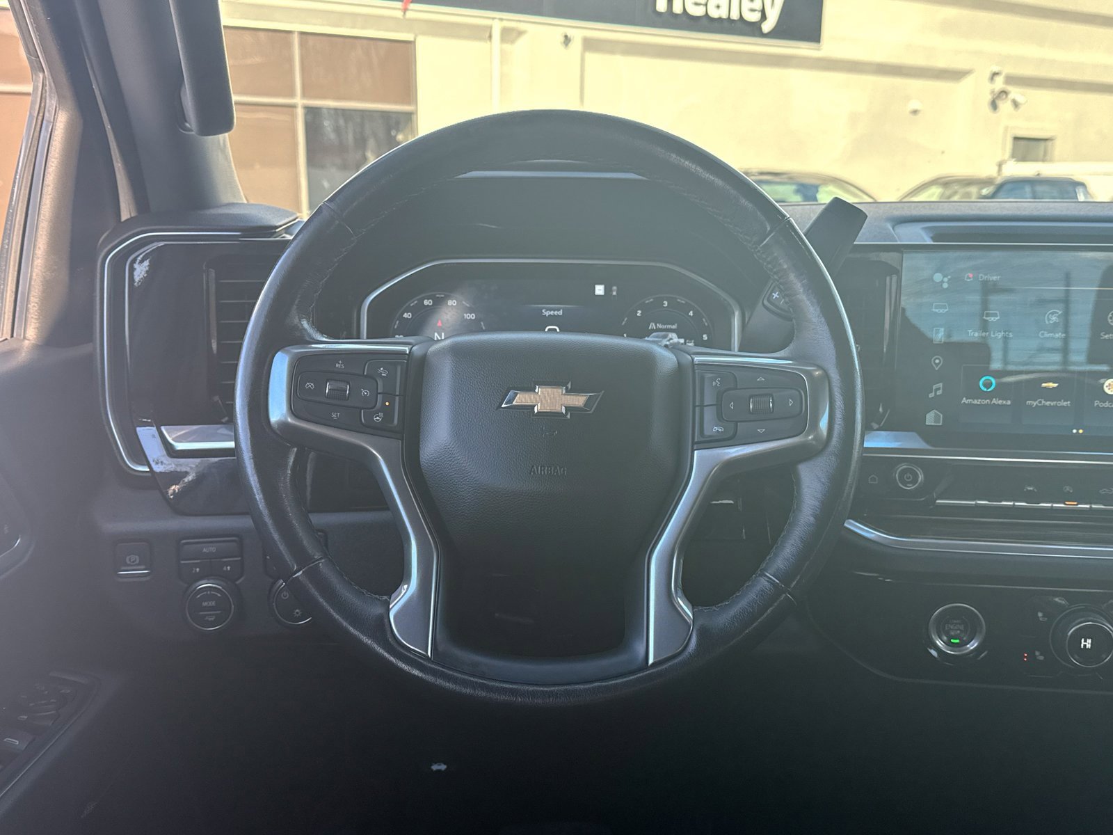 Used 2022 Chevrolet Silverado 1500 LT image 24