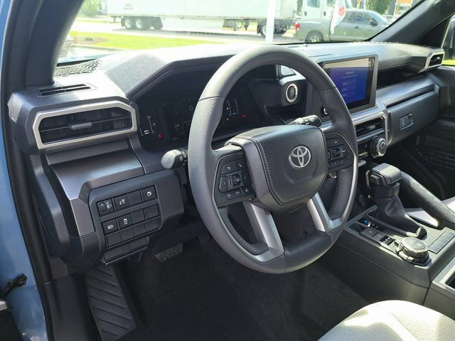 Used 2026 Toyota 4Runner SR5 AWD/4WD image 13