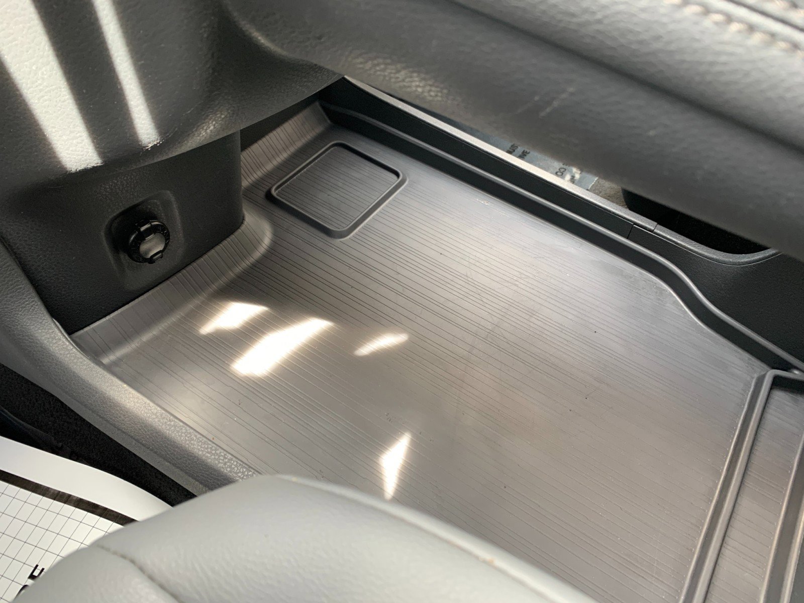 Used 2022 Toyota Sienna XLE AWD/4WD image 14