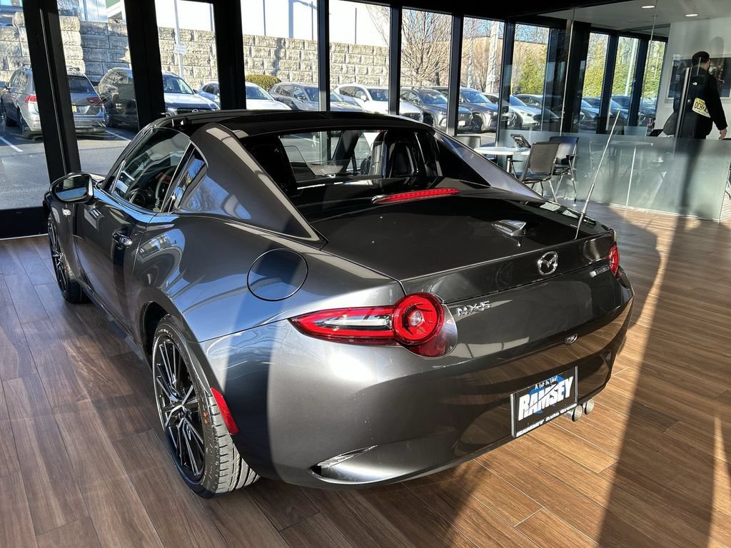 Used 2025 MAZDA MX-5 Miata RF Grand Touring RWD image 6