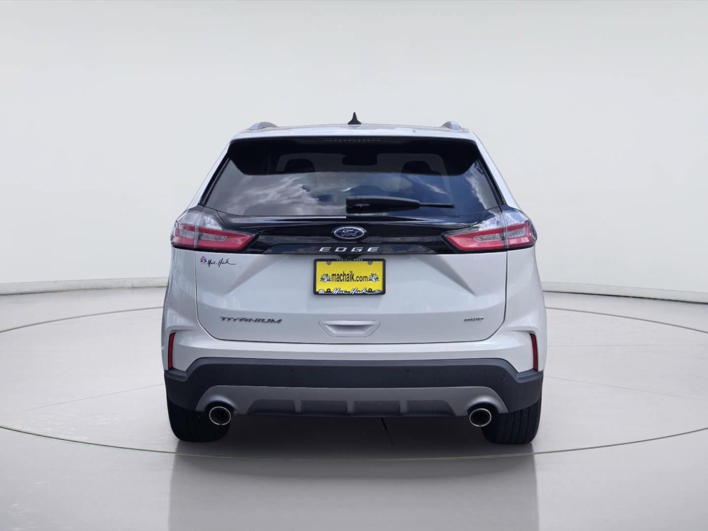 Used 2023 Ford Edge Titanium AWD/4WD image 7