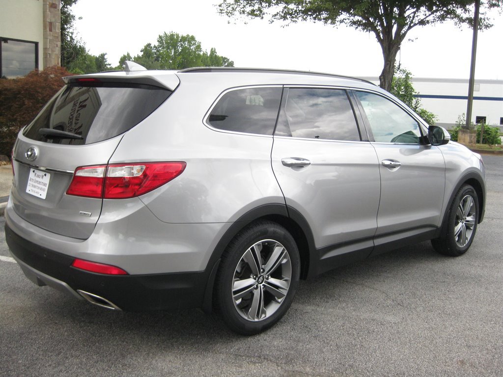 Used 2015 Hyundai Santa Fe GLS w/ Option Group 03 FWD image 8