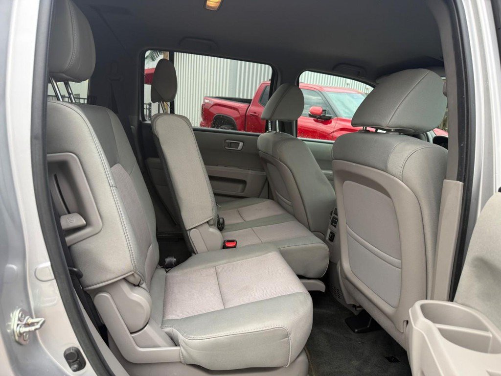Used 2014 Honda Pilot EX image 12
