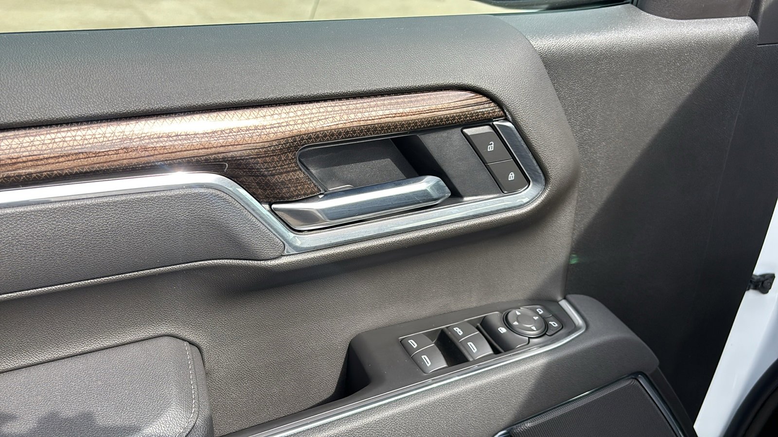 New 2026 Chevrolet Silverado 1500 LT image 26