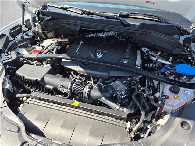 Used 2023 Maserati Grecale Modena AWD/4WD image 19