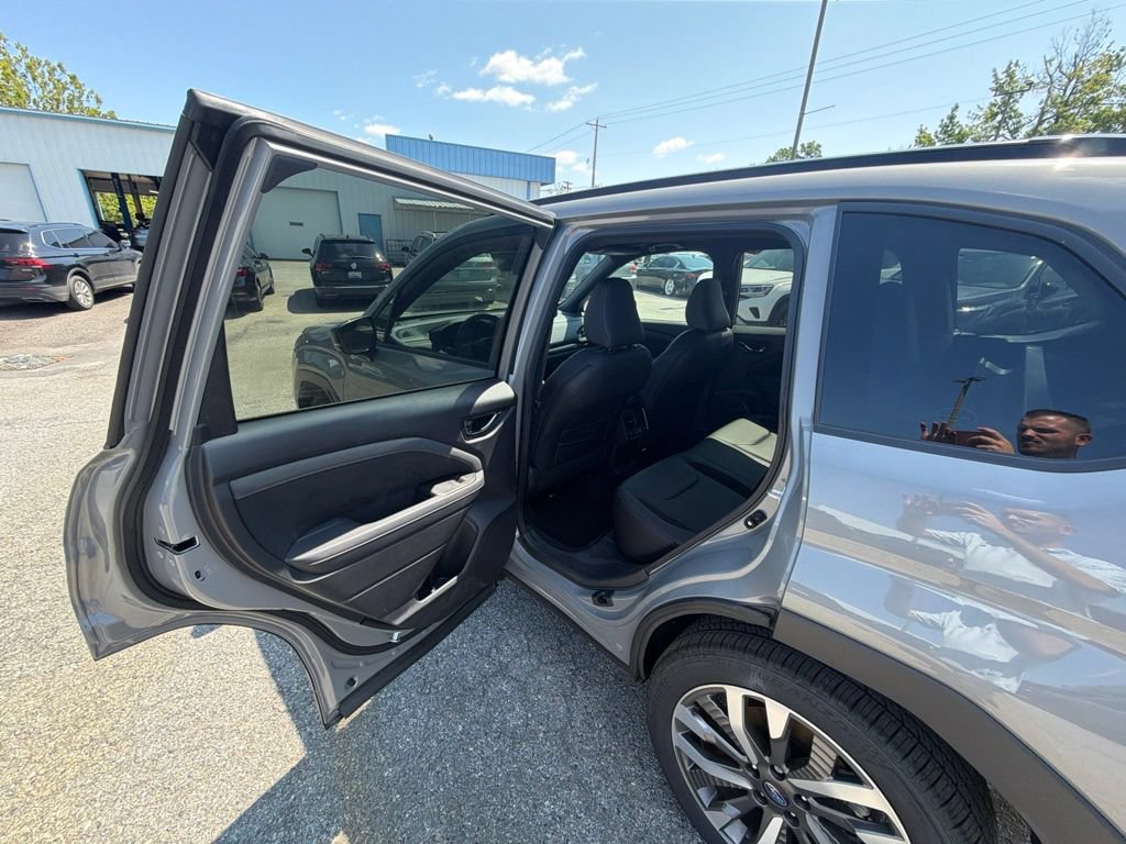Used 2026 Subaru Forester Touring AWD/4WD image 10