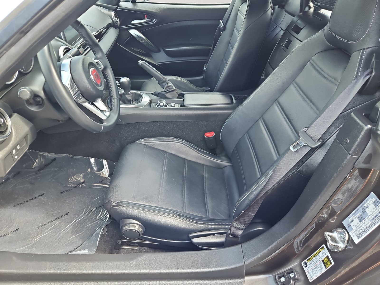 Used 2019 FIAT 124 Spider Lusso w/ Convenience Group RWD image 9