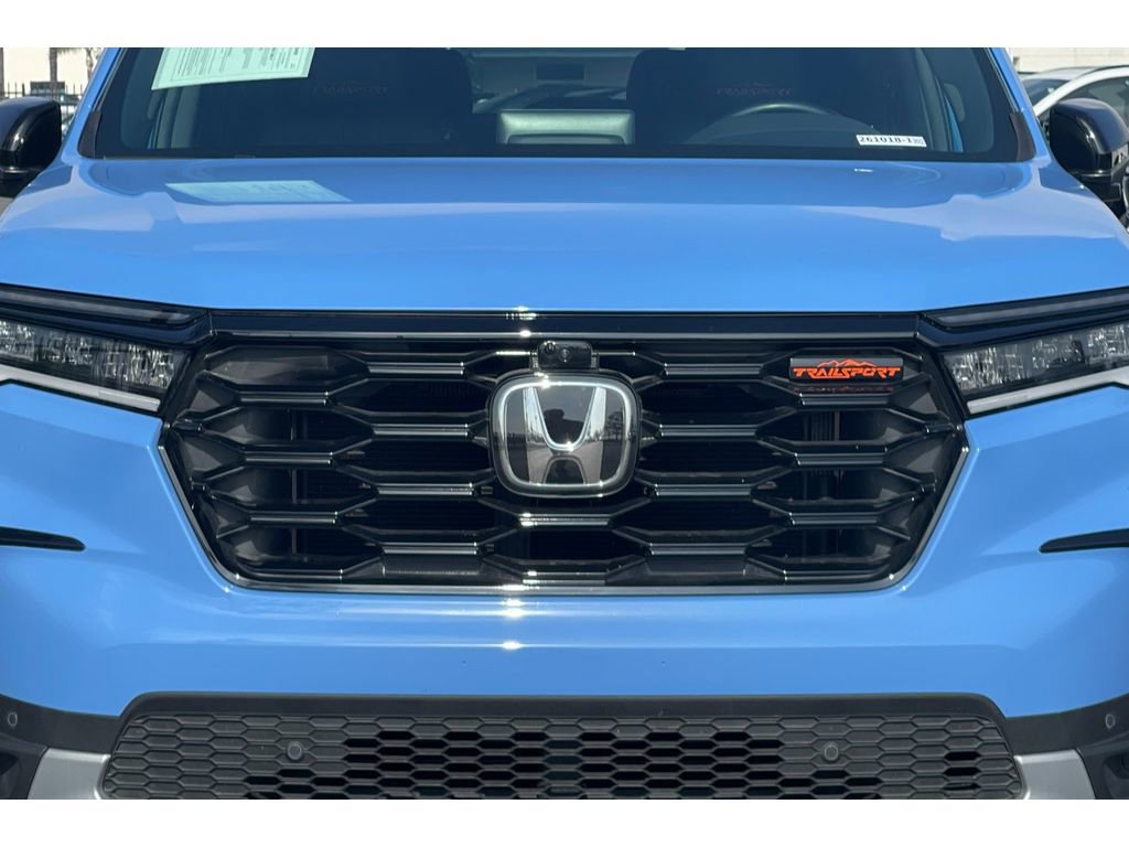 Certified 2025 Honda Pilot TrailSport image 47