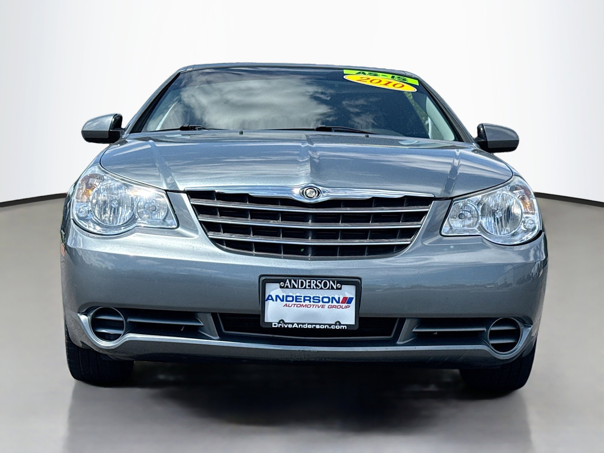 Used 2010 Chrysler Sebring Touring FWD image 14