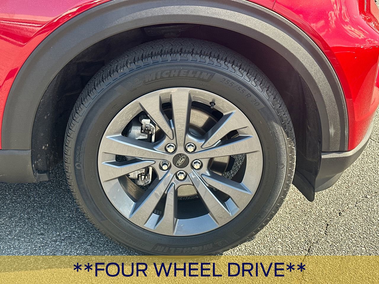 Certified 2023 Ford Explorer XLT w/ Equipment Group 202A AWD/4WD image 14