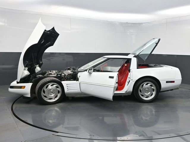Used 1994 Chevrolet Corvette Coupe image 36