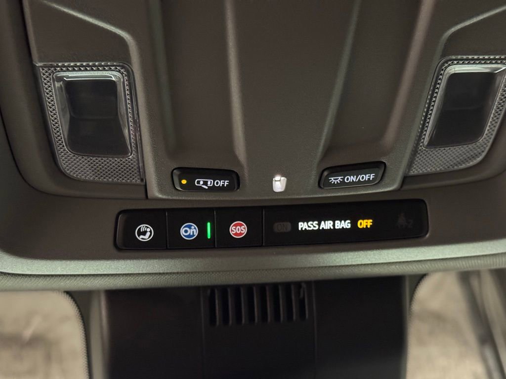 Certified 2023 Chevrolet Silverado 1500 RST image 35