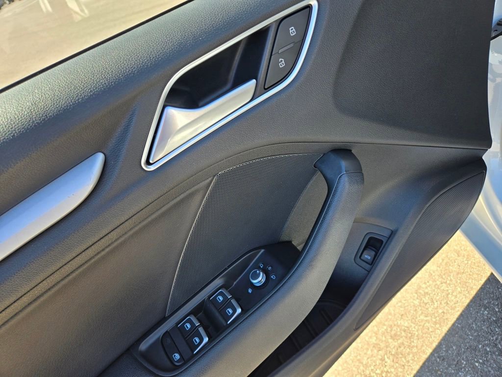 Used 2016 Audi A3 1.8T Premium image 21