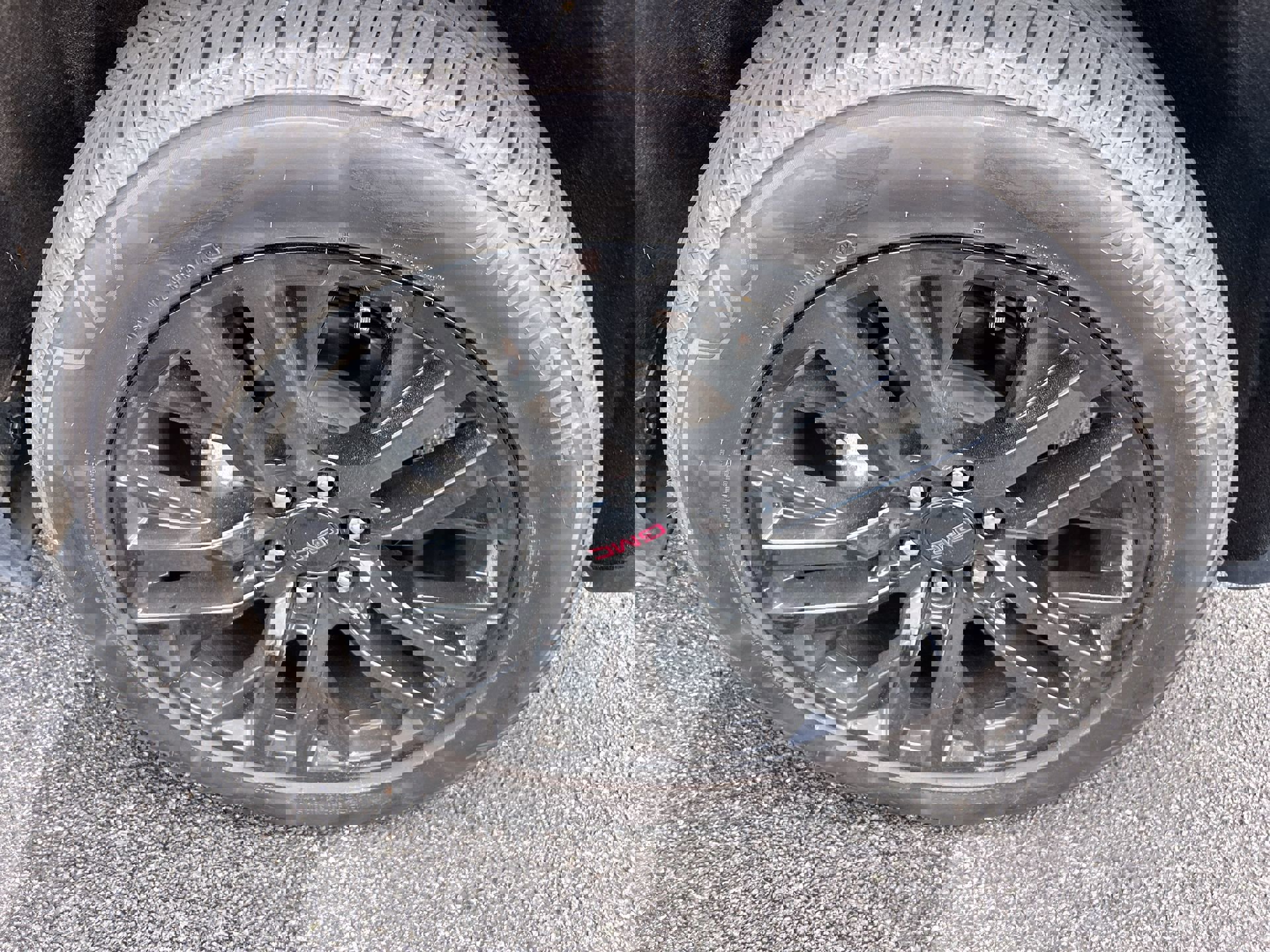 Used 2022 GMC Sierra 1500 AT4X image 13