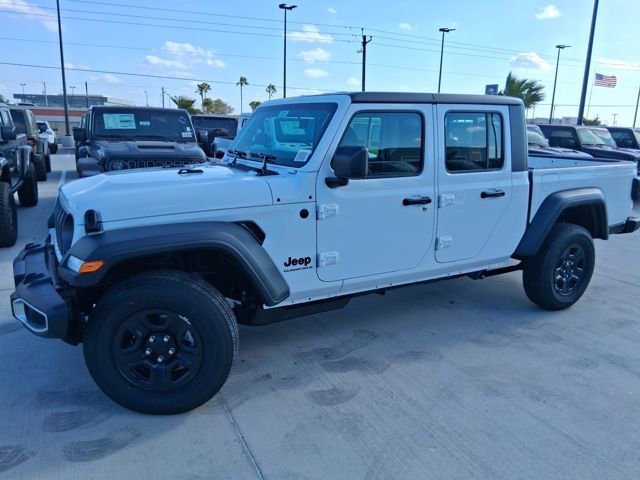 New 2026 Jeep Gladiator Sport AWD/4WD image 3
