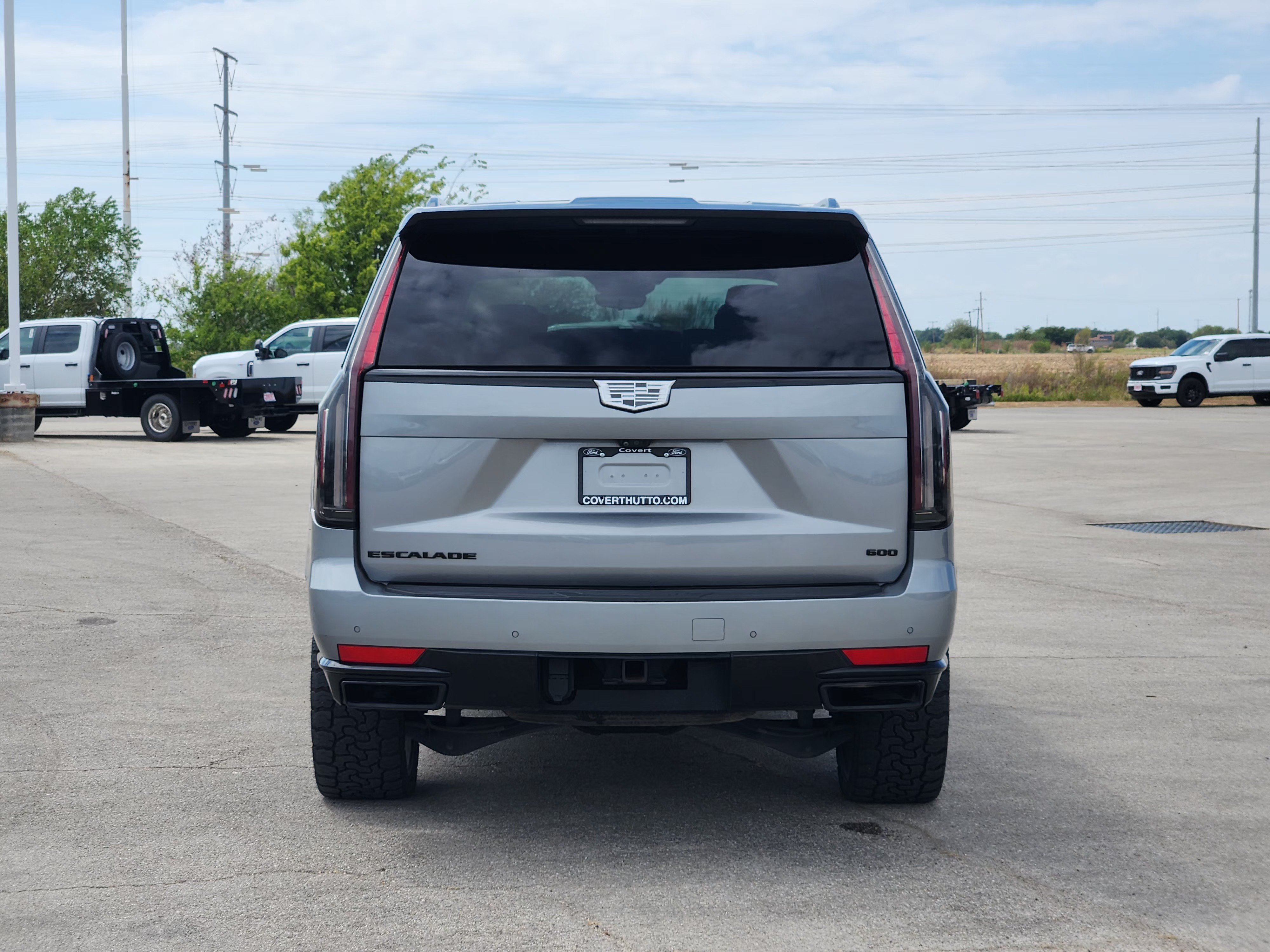 Used 2023 Cadillac Escalade ESV Sport w/ Touring Package AWD/4WD image 6