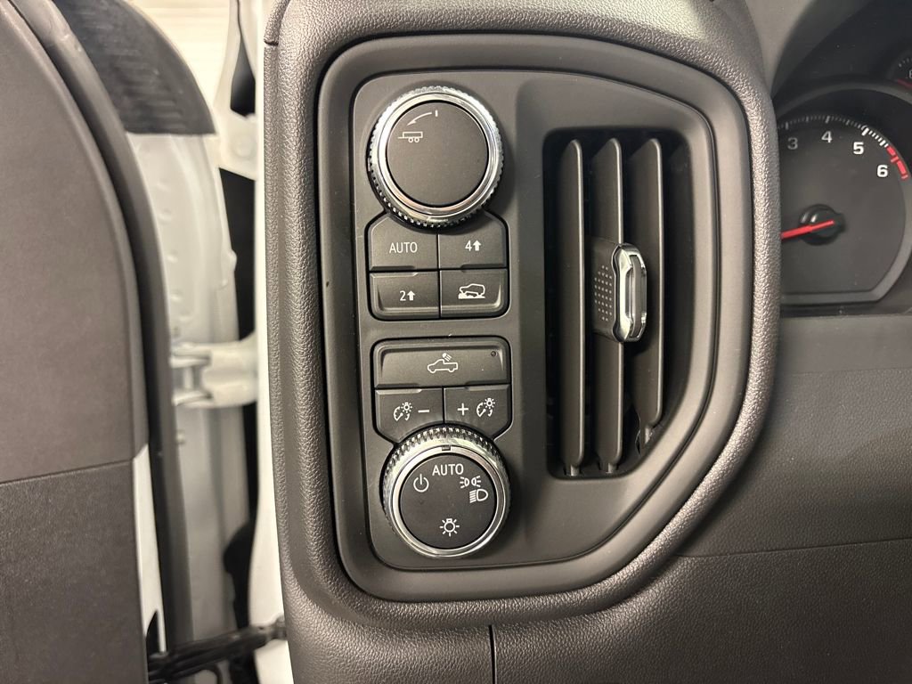 Used 2024 GMC Sierra 1500 Pro w/ Pro Value Package image 29