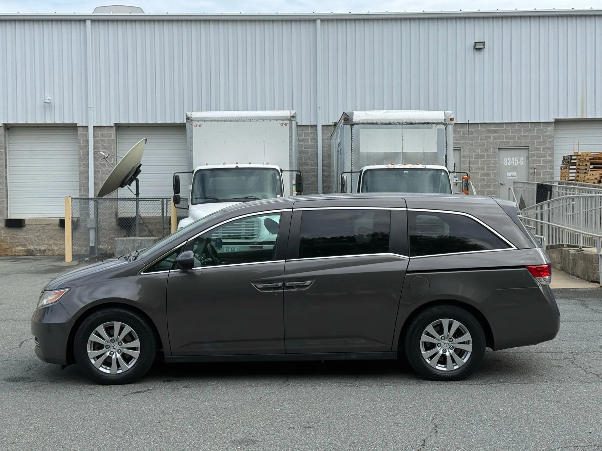 Used 2016 Honda Odyssey EX-L image 9