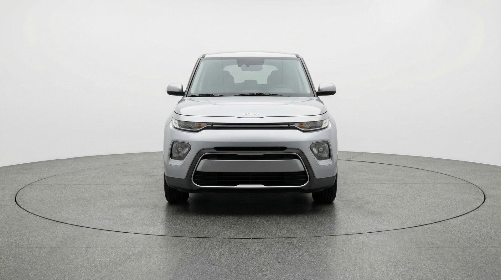 Used 2025 Kia Soul LX w/ LX Technology Package image 2