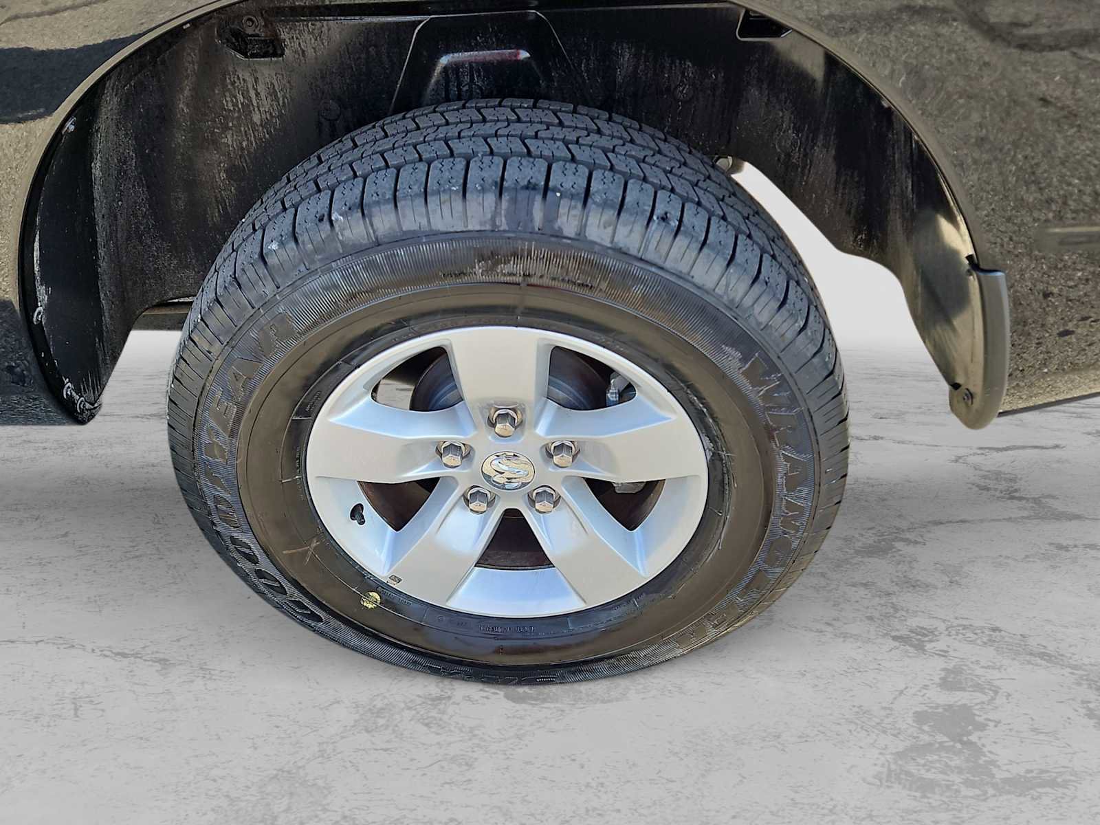 Used 2024 RAM 1500 Tradesman w/ Chrome Plus Package image 11