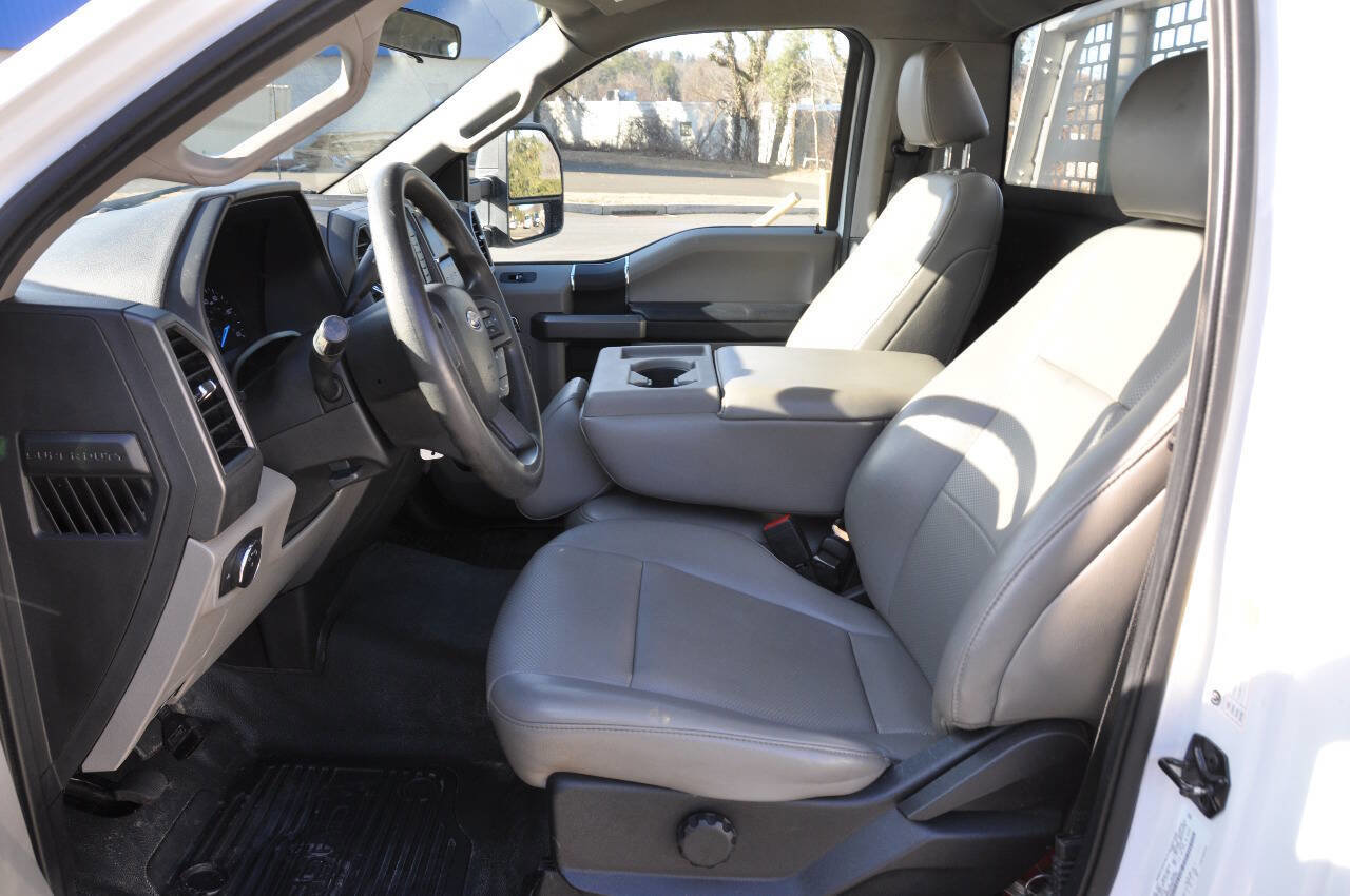 Used 2021 Ford F250 XL w/ Power Equipment Group RWD image 20