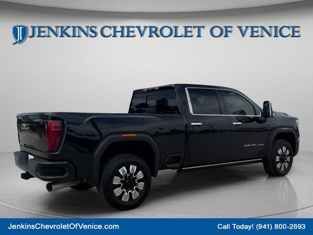 Used 2025 GMC Sierra 2500 Denali w/ Denali Reserve Package AWD/4WD image 6