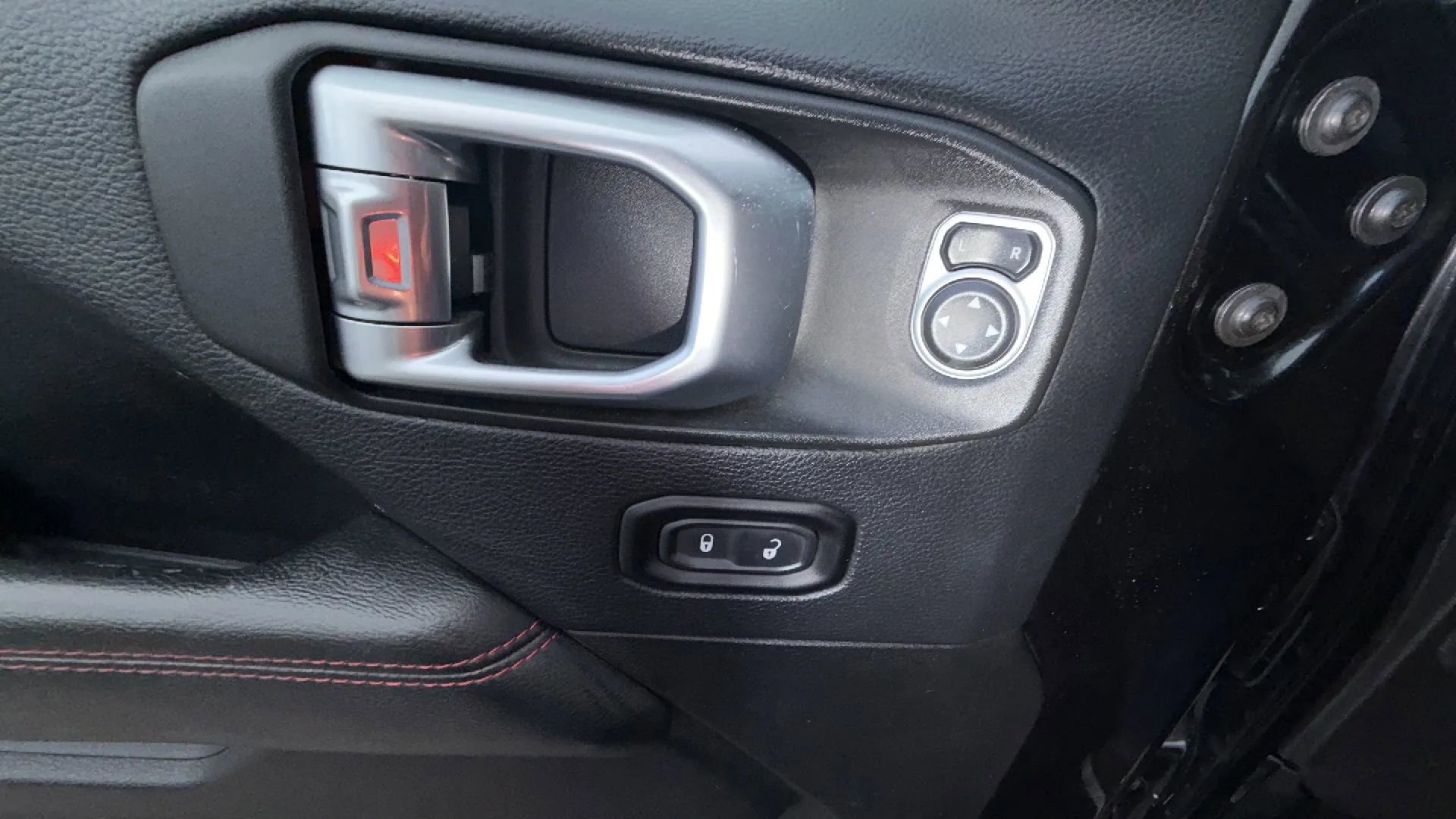 Used 2018 Jeep Wrangler Unlimited Rubicon image 57