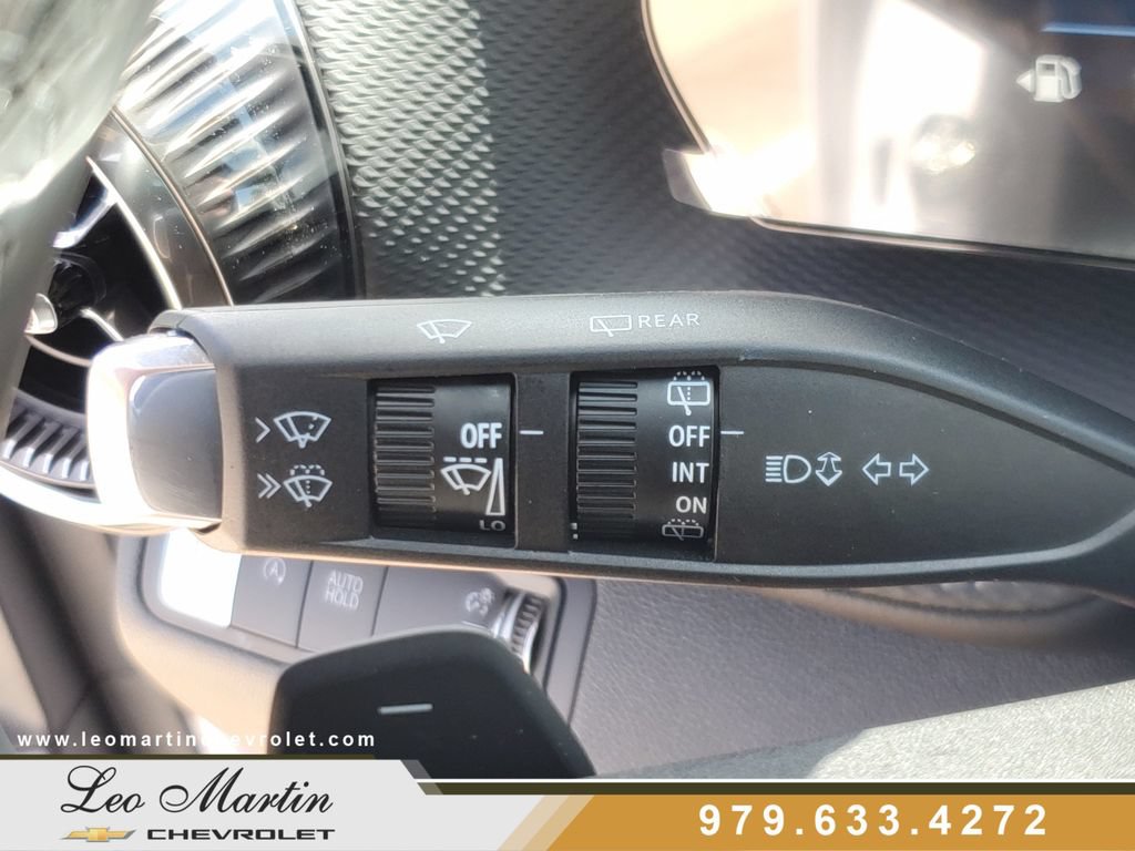 New 2026 Chevrolet Equinox LT w/ Convenience Package II FWD image 28