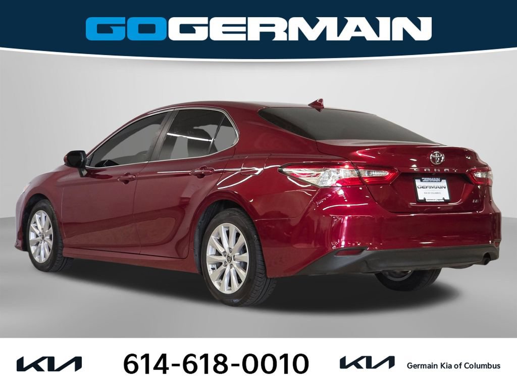 Used 2020 Toyota Camry LE FWD image 10