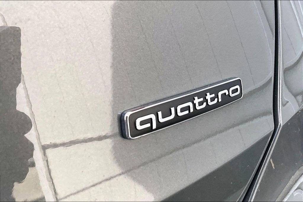 Used 2025 Audi Q3 2.0T Premium image 19