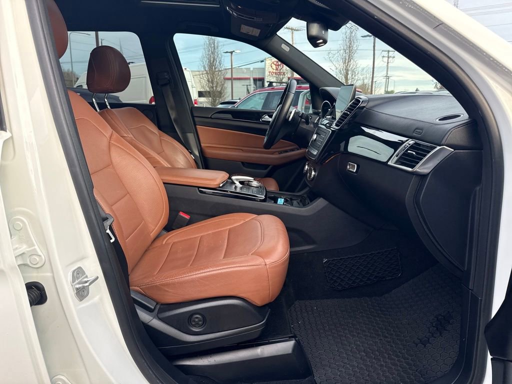 Used 2017 Mercedes-Benz GLS 450 GLS 450 image 10