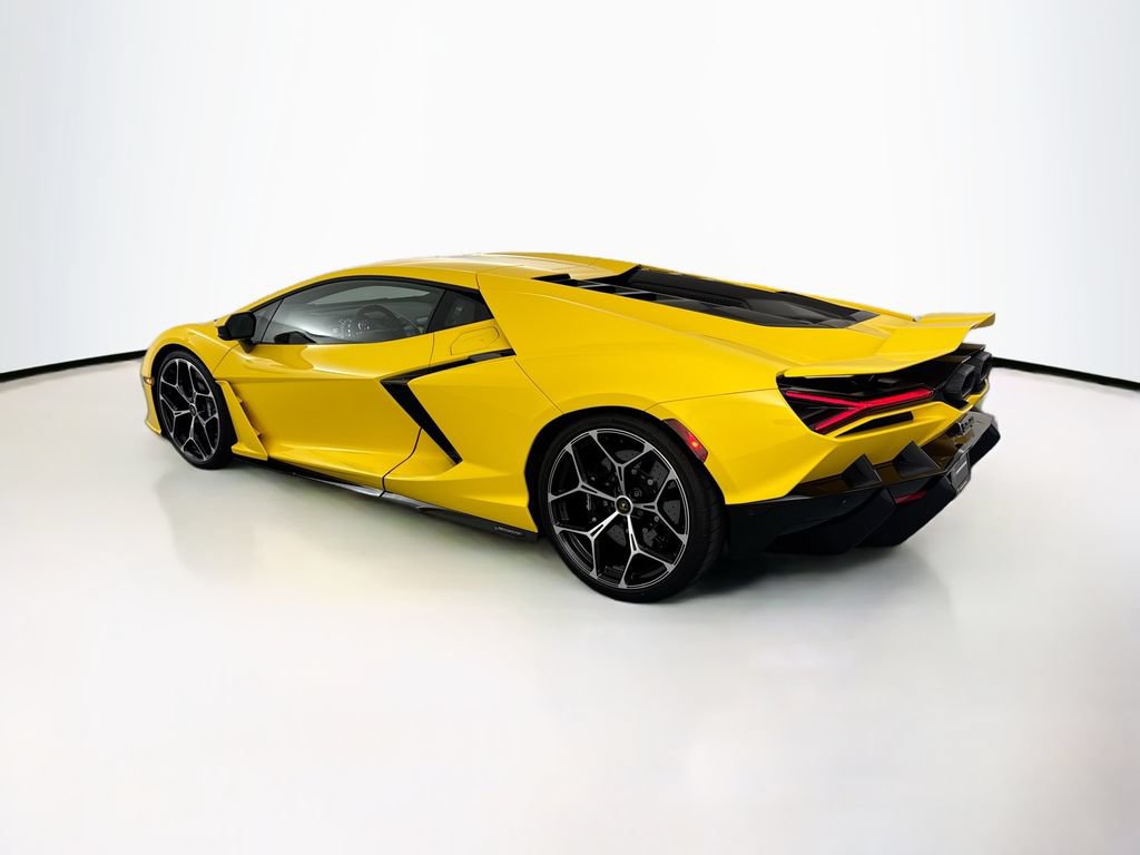 Used 2024 Lamborghini Revuelto AWD/4WD image 7