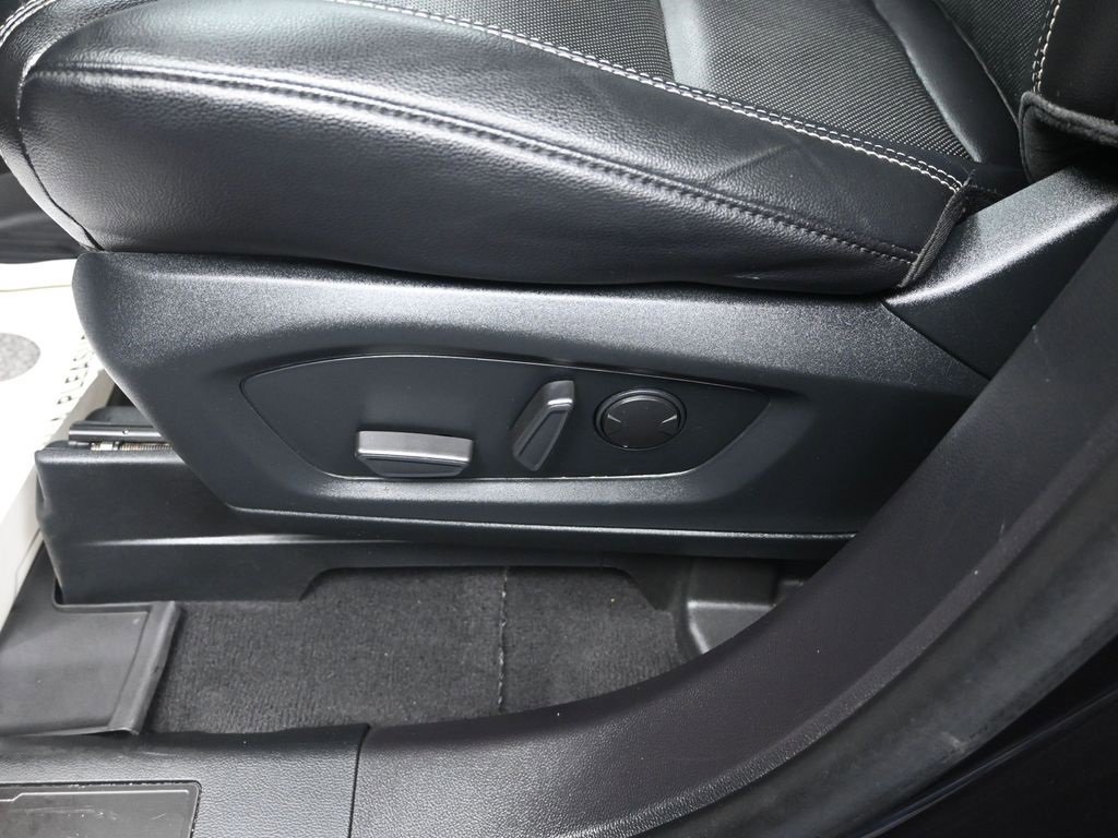 Used 2022 Ford Explorer ST w/ Equipment Group 401A image 13